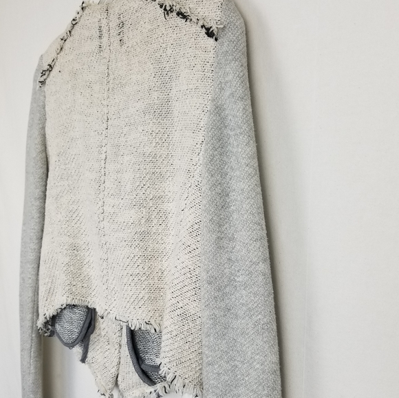 Free People Tattered Tweed Gray Cropped Moto Fleece Sleeve Jacket Size 6 - Picture 11 of 12